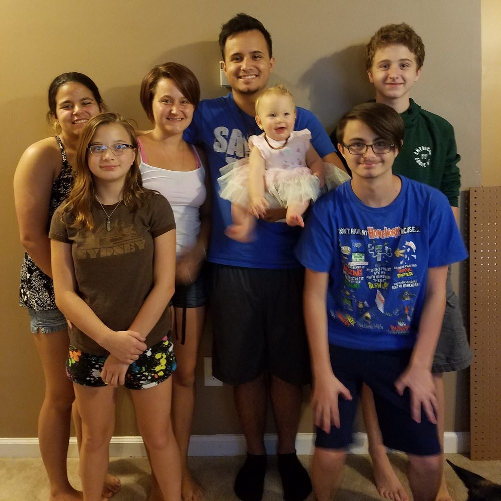 Meet your Posher, Monica